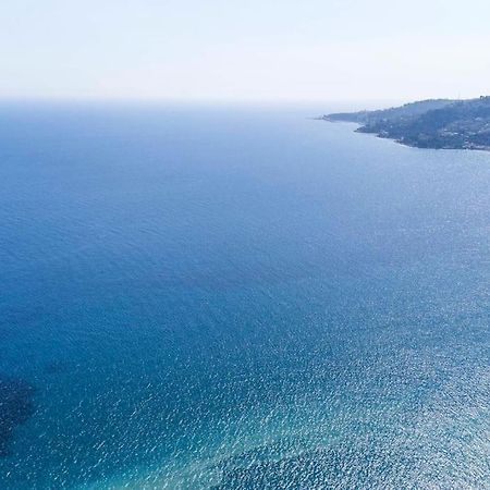 Ferienwohnung Il Grande Blu - Vista Panoramica Sul Golfo Ospedaletti Exterior foto